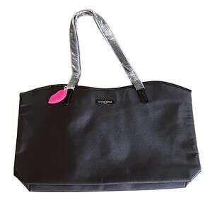 Lancôme Tote bag New without tags Paris Print Lining Lips Charm